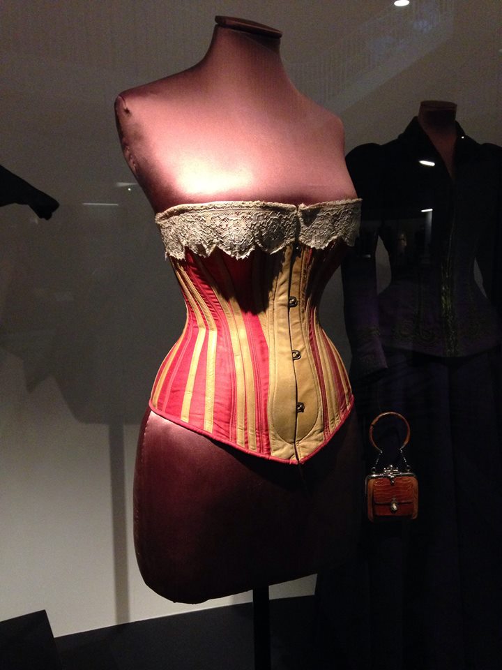 Corset