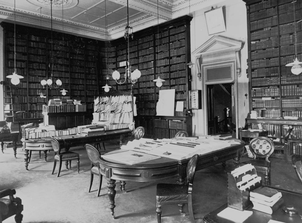 Library reading room in Parliament House Brisbane ca. 1906
